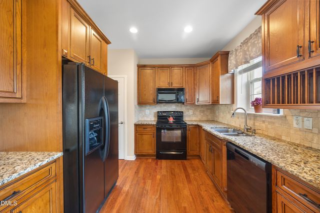 5525 Keowee Way, Raleigh, NC 27616