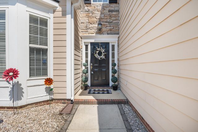 5525 Keowee Way, Raleigh, NC 27616
