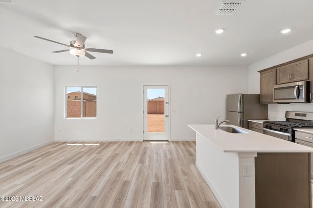 21933 E Pebbles Avenue, Red Rock, AZ 85145