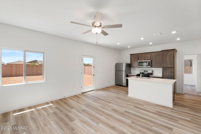 21933 E Pebbles Avenue, Red Rock, AZ 85145