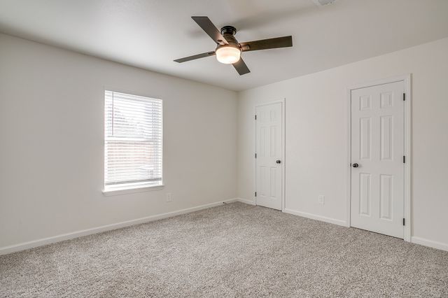 317 Northglen Drive, Hurst, TX 76054