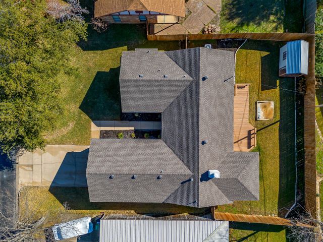 317 Northglen Drive, Hurst, TX 76054