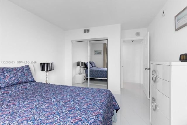 2500 PARKVIEW DR 2405, Hallandale Beach, FL 33009