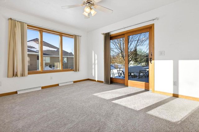 3321 E CANVASBACK LANE, Appleton, WI 54913