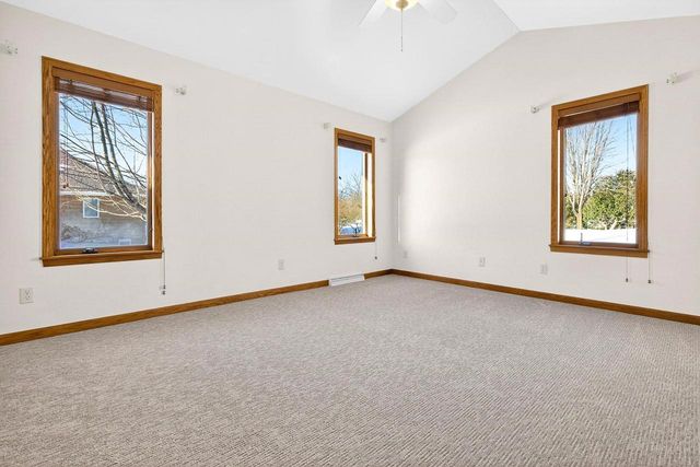 3321 E CANVASBACK LANE, Appleton, WI 54913