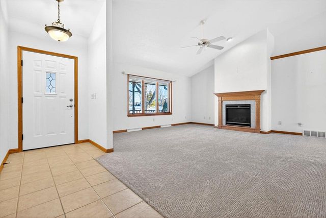 3321 E CANVASBACK LANE, Appleton, WI 54913