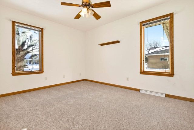 3321 E CANVASBACK LANE, Appleton, WI 54913