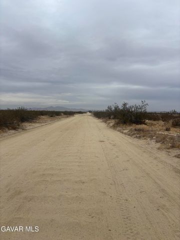 000 E 200 Ste Vic Ave R14 Ste Street, Palmdale, CA 93591