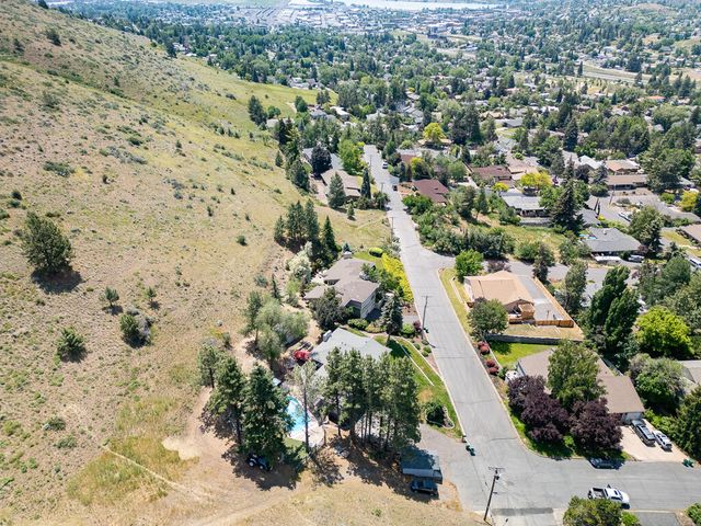 2100 Park Avenue, Klamath Falls, OR 97601