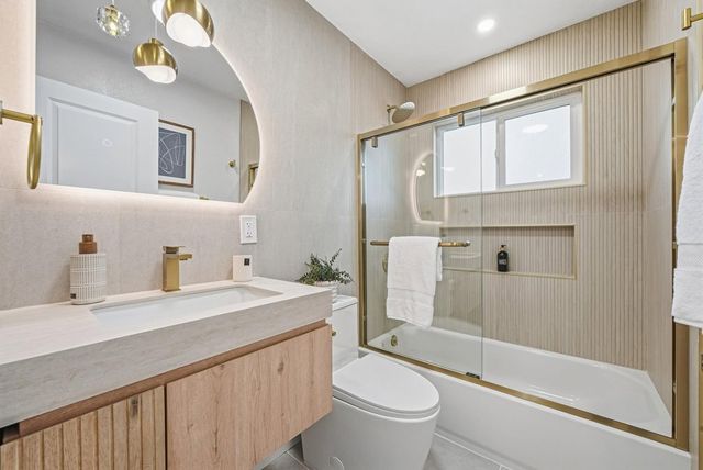 5912 5912 Mayhews Landing Rd, Newark, CA 94560