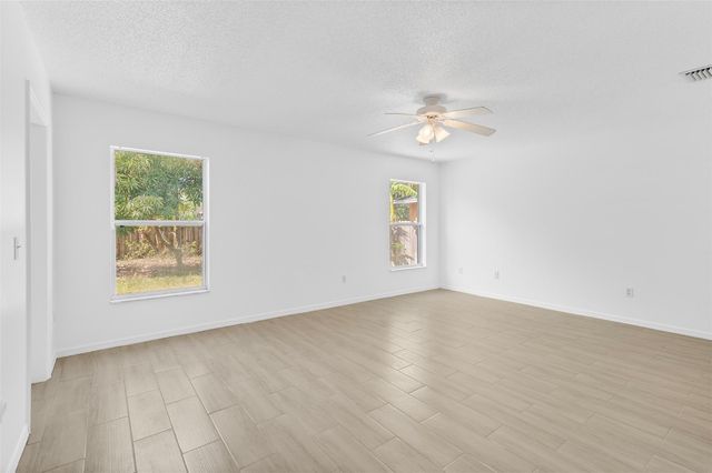 1218 SW Melrose Ave, Port St Lucie, FL 34953