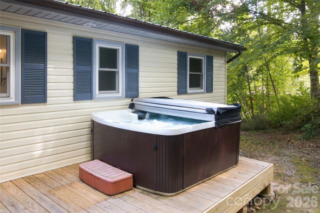 90 Beech Valley Estates, Weaverville, NC 28787