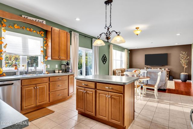 1668 Kalvel Court, Toms River, NJ 08755