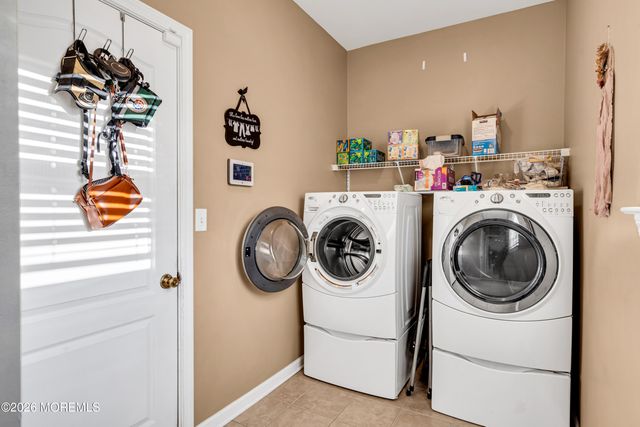 1668 Kalvel Court, Toms River, NJ 08755