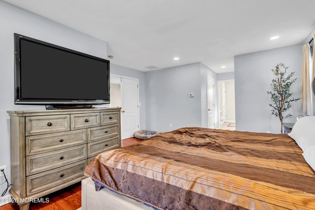 1668 Kalvel Court, Toms River, NJ 08755