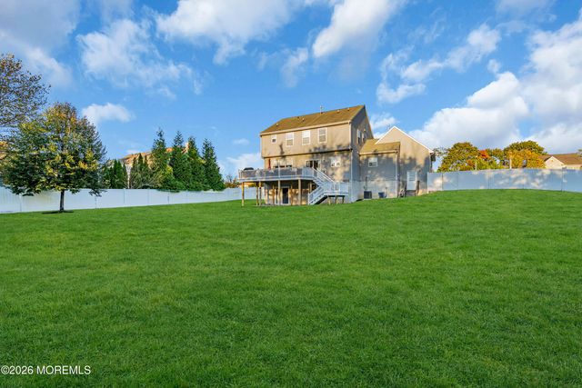 1668 Kalvel Court, Toms River, NJ 08755