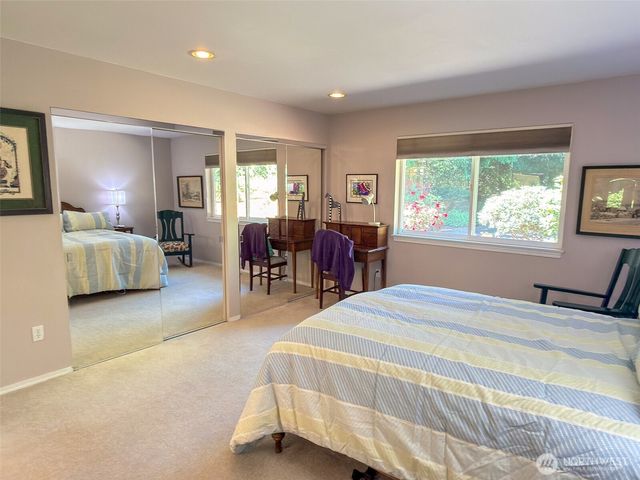33 Goldfinch Lane, Port Ludlow, WA 98365