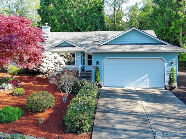 33 Goldfinch Lane, Port Ludlow, WA 98365