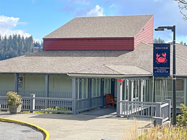 33 Goldfinch Lane, Port Ludlow, WA 98365