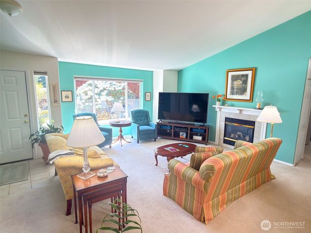 33 Goldfinch Lane, Port Ludlow, WA 98365