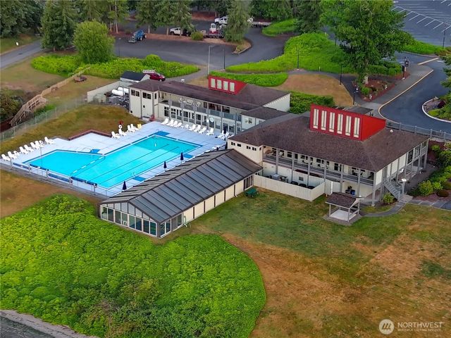 33 Goldfinch Lane, Port Ludlow, WA 98365