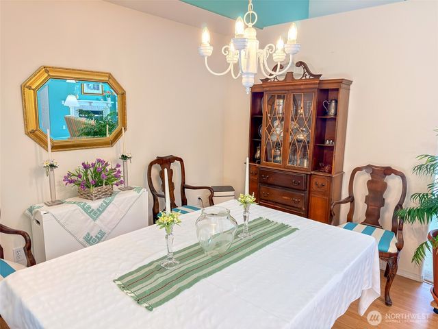 33 Goldfinch Lane, Port Ludlow, WA 98365