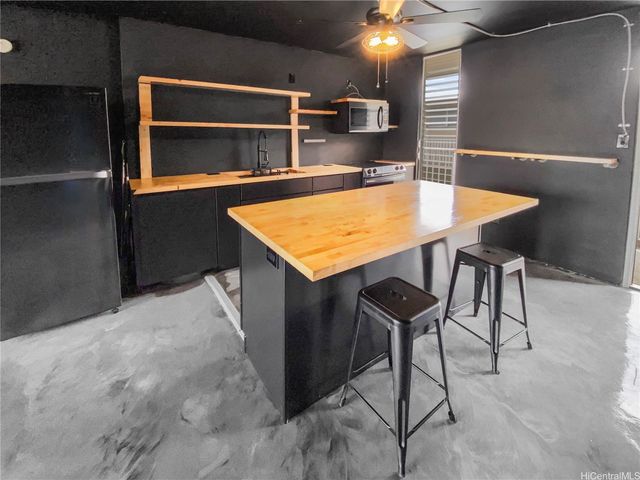 95-2047 Waikalani Place D601, Mililani, HI 96789