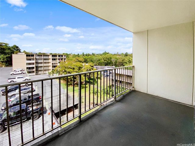 95-2047 Waikalani Place D601, Mililani, HI 96789