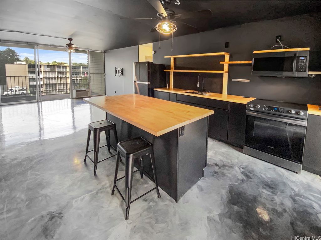 95-2047 Waikalani Place D601, Mililani, HI 96789