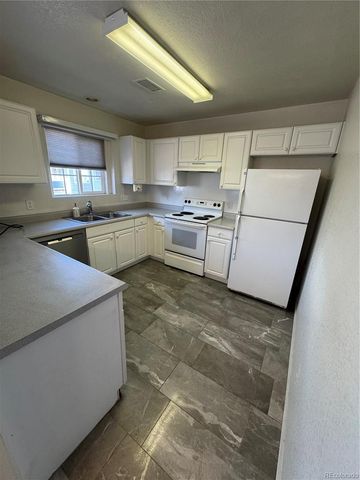 1382 S Cathay Court 102, Aurora, CO 80017