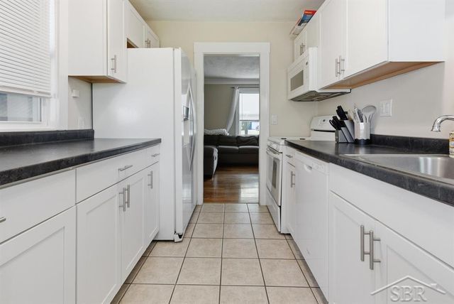 1013 E St Andrews Road, Midland, MI 48642
