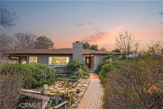 754 W 9th, Claremont, CA 91711