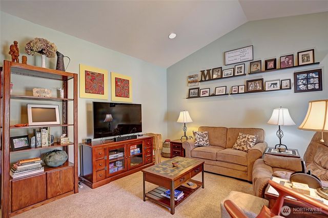 28 Zurich Court, Camano Island, WA 98282