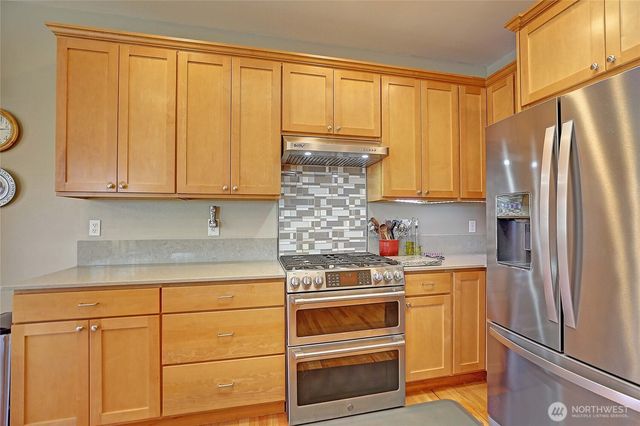 28 Zurich Court, Camano Island, WA 98282