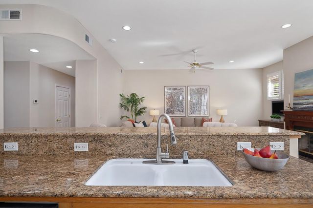 1651 Joshua Tree St, Davis, CA 95616