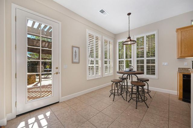 1651 Joshua Tree St, Davis, CA 95616