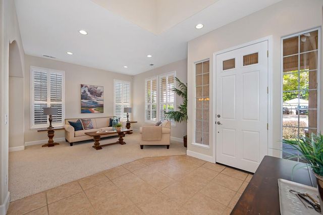 1651 Joshua Tree St, Davis, CA 95616