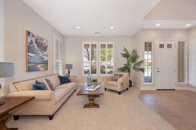 1651 Joshua Tree St, Davis, CA 95616