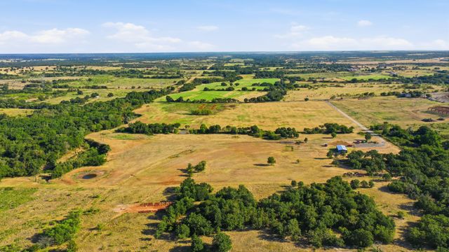 257 County Road 3850, Poolville, TX 76487