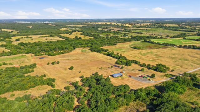 257 County Road 3850, Poolville, TX 76487