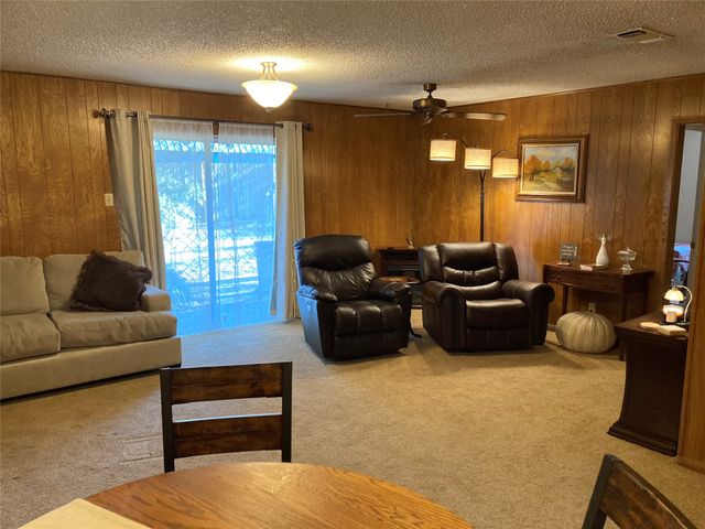 1003 Cactus Street, Mineral Wells, TX 76067