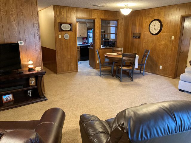 1003 Cactus Street, Mineral Wells, TX 76067