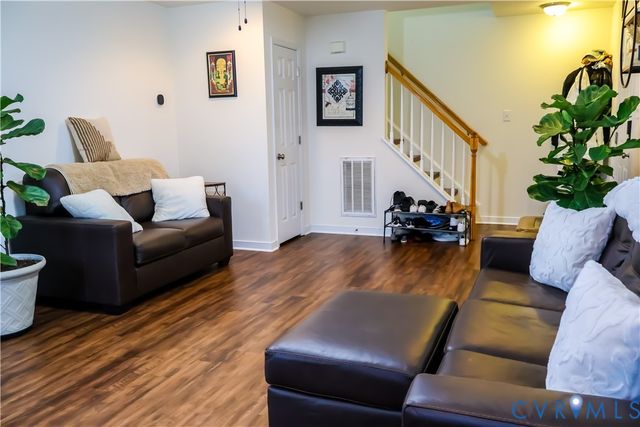 1713 Palm Grove Ter, Richmond, VA 23228