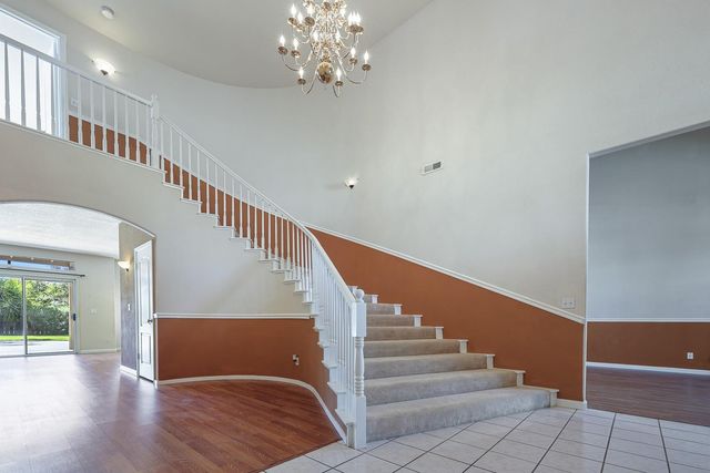 2037 E Lester Avenue, Fresno, CA 93720