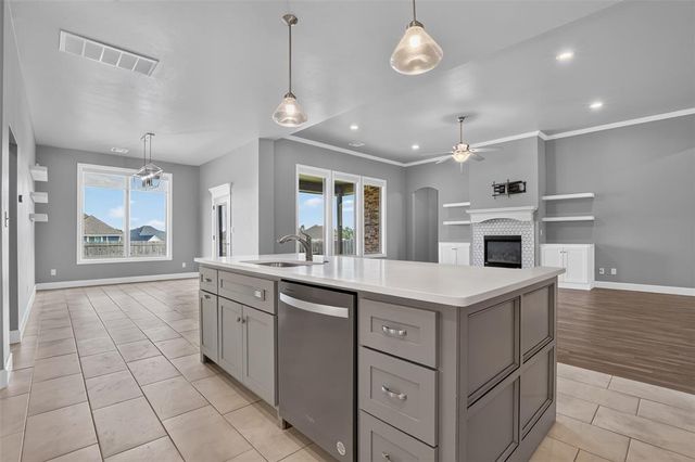 3032 Drake Crest Drive, Edmond, OK 73034