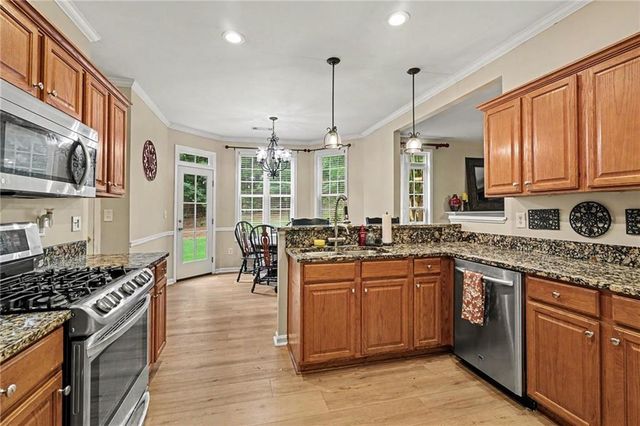 1001 City Market Street, Hoschton, GA 30548