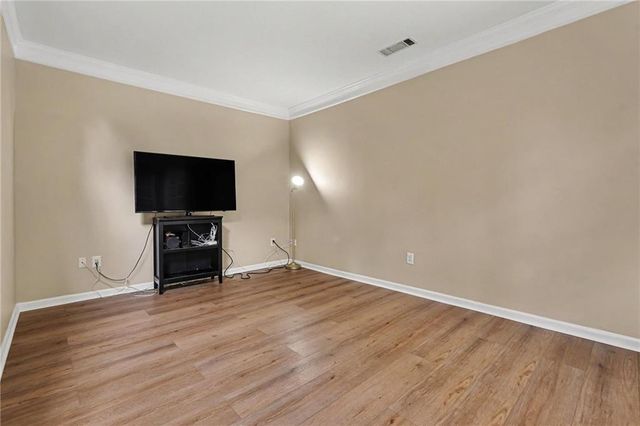 1001 City Market Street, Hoschton, GA 30548