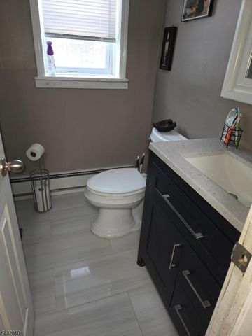 911 County Road 579, Flemington Boro, NJ 08822