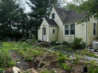 911 County Road 579, Flemington Boro, NJ 08822