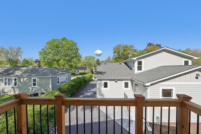 629 N Lincoln Avenue, Geneva, IL 60134